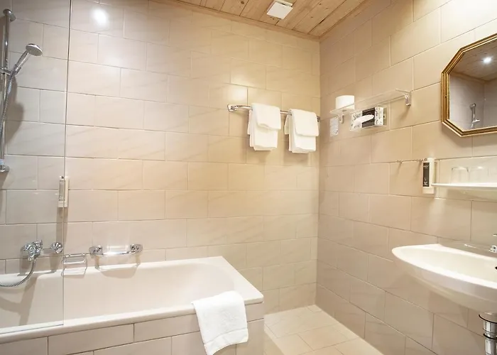 Hotel Landgasthof Zur Post 3*