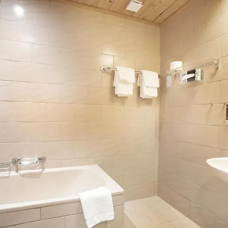 酒店 Landgasthof Zur Post 3*